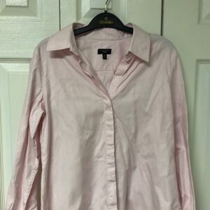 Pink shirt with French cuff sleeves